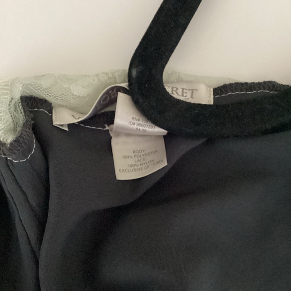 Victoria’s Secret Babydoll Romper Teddy Medium Black Satin Lace Fairy Goth Y2K - Picture 10 of 16